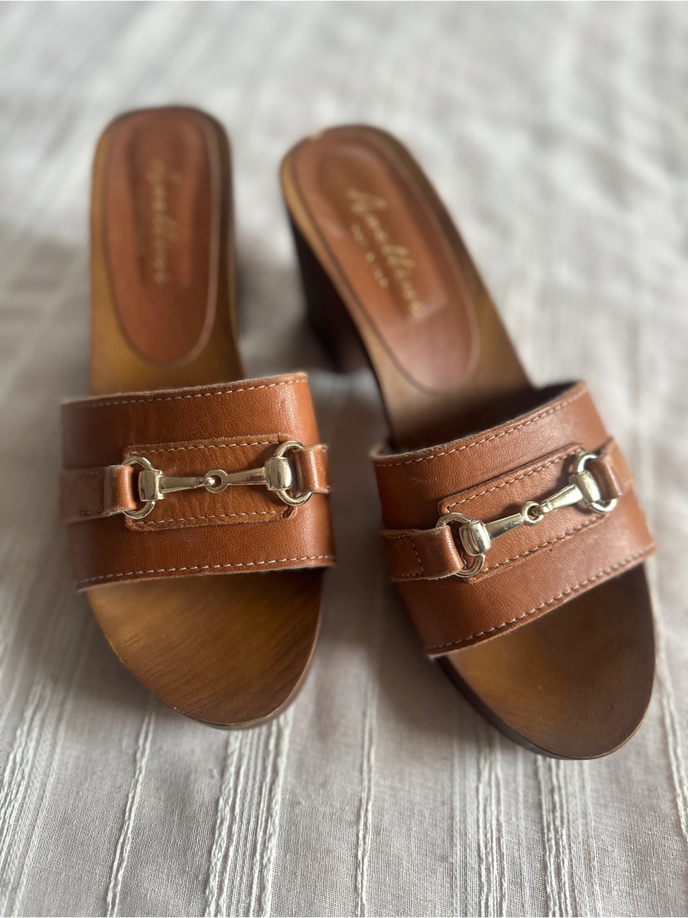 vintage 90’s/Y2K AVELLINI Italian Leather Horsebit Wooden Mules Clogs | 39